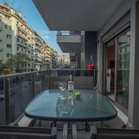 Antigonidon Square 2