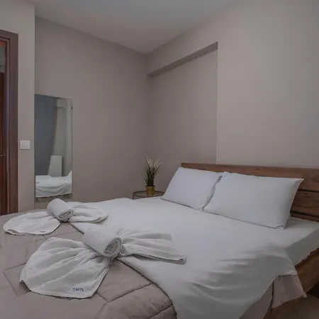 Antigonidon Square 2 Apartamento *