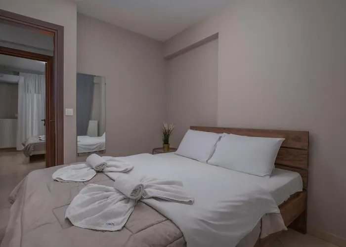 Antigonidon Square 2 Apartamento *